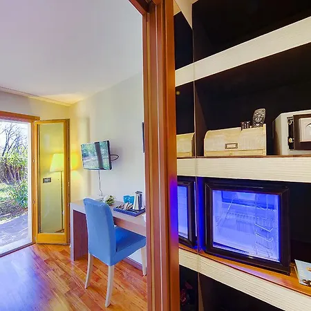 Padriciano Suite Bed & Breakfast *