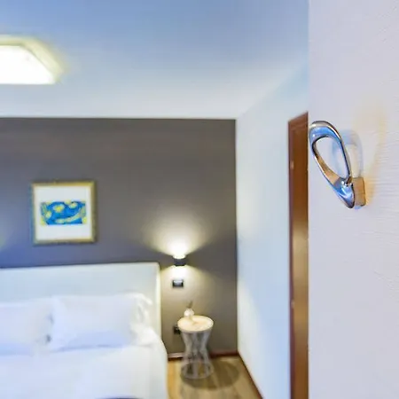 Padriciano Suite Bed & Breakfast *